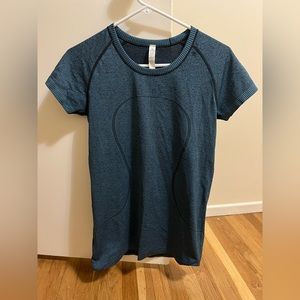 Lululemon shirt in teal
